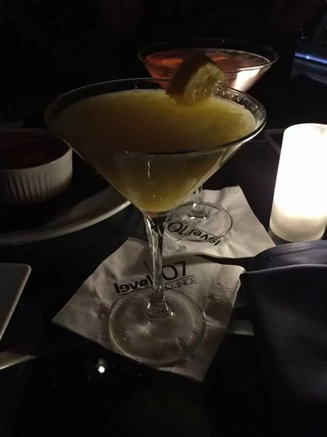 107 SkyLounge