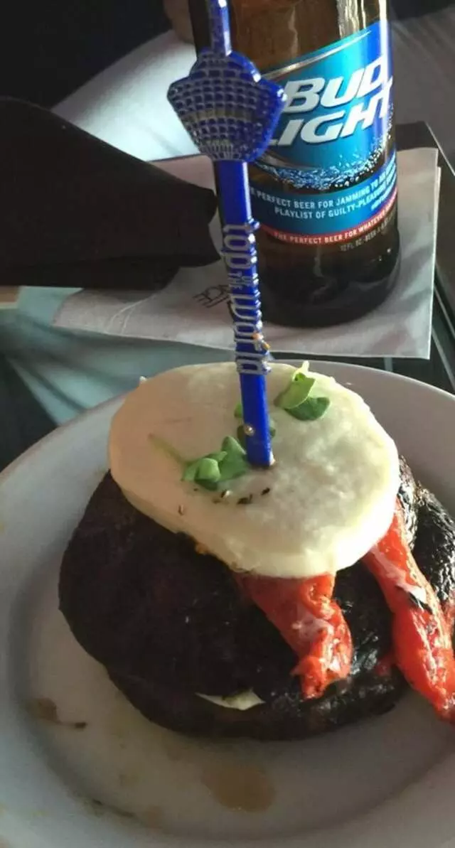 107 SkyLounge