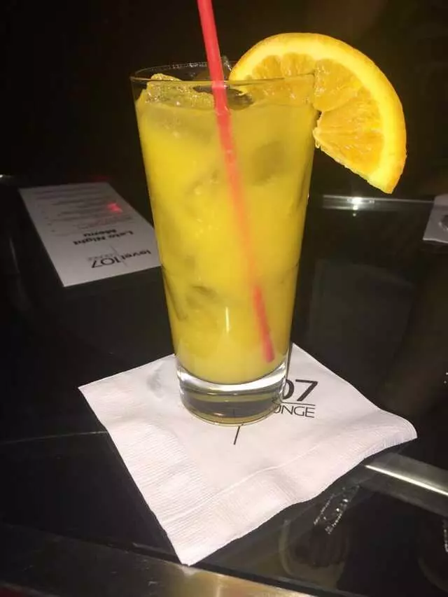 107 SkyLounge