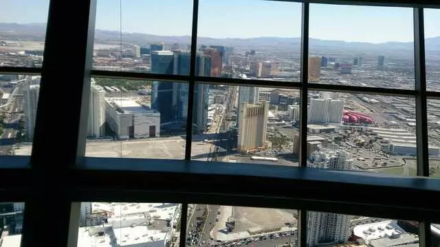 107 SkyLounge