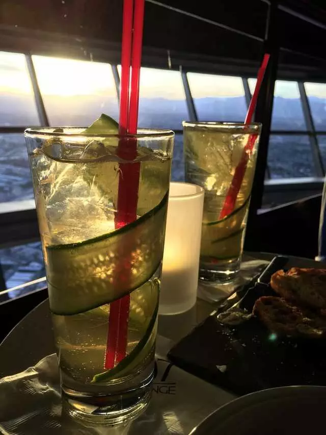 107 SkyLounge