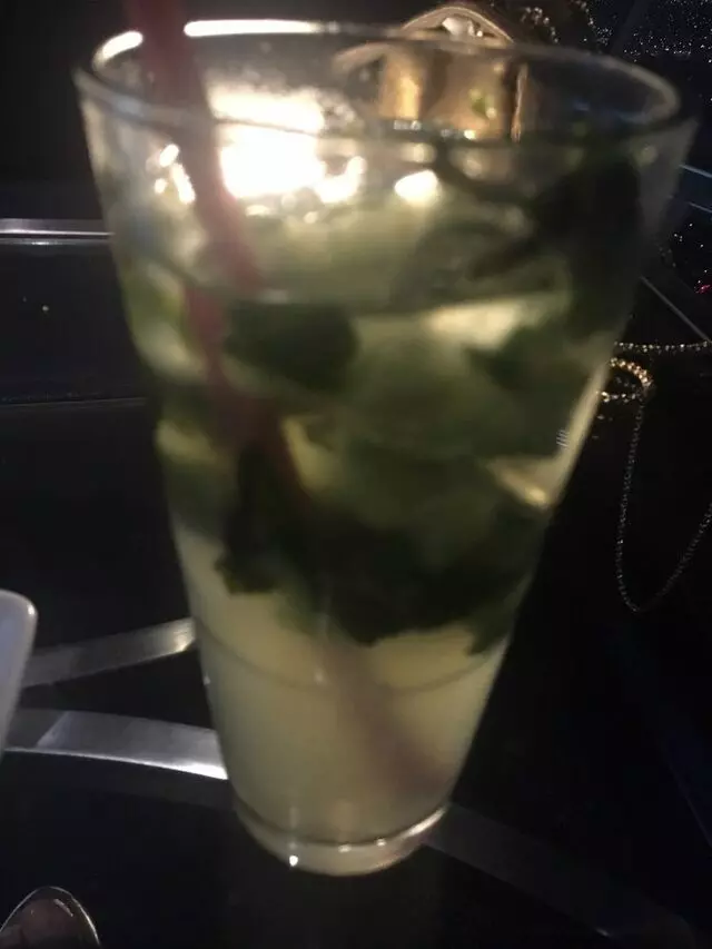 107 SkyLounge
