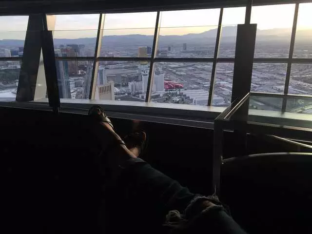 107 SkyLounge