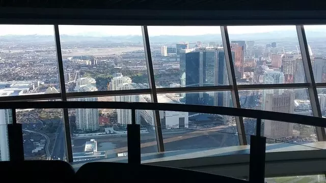 107 SkyLounge