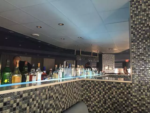 107 SkyLounge