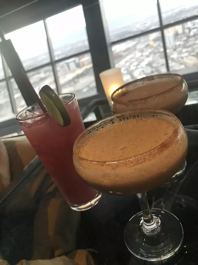 107 SkyLounge