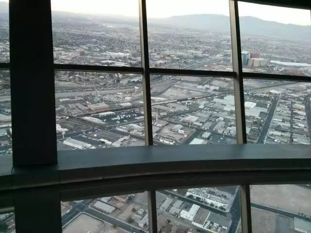 107 SkyLounge