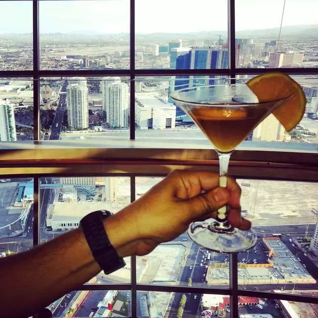 107 SkyLounge
