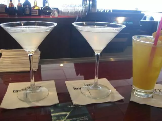 107 SkyLounge