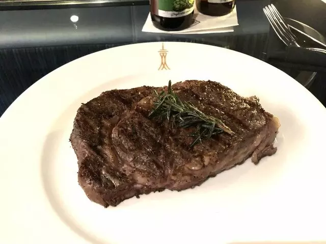 107 SkyLounge