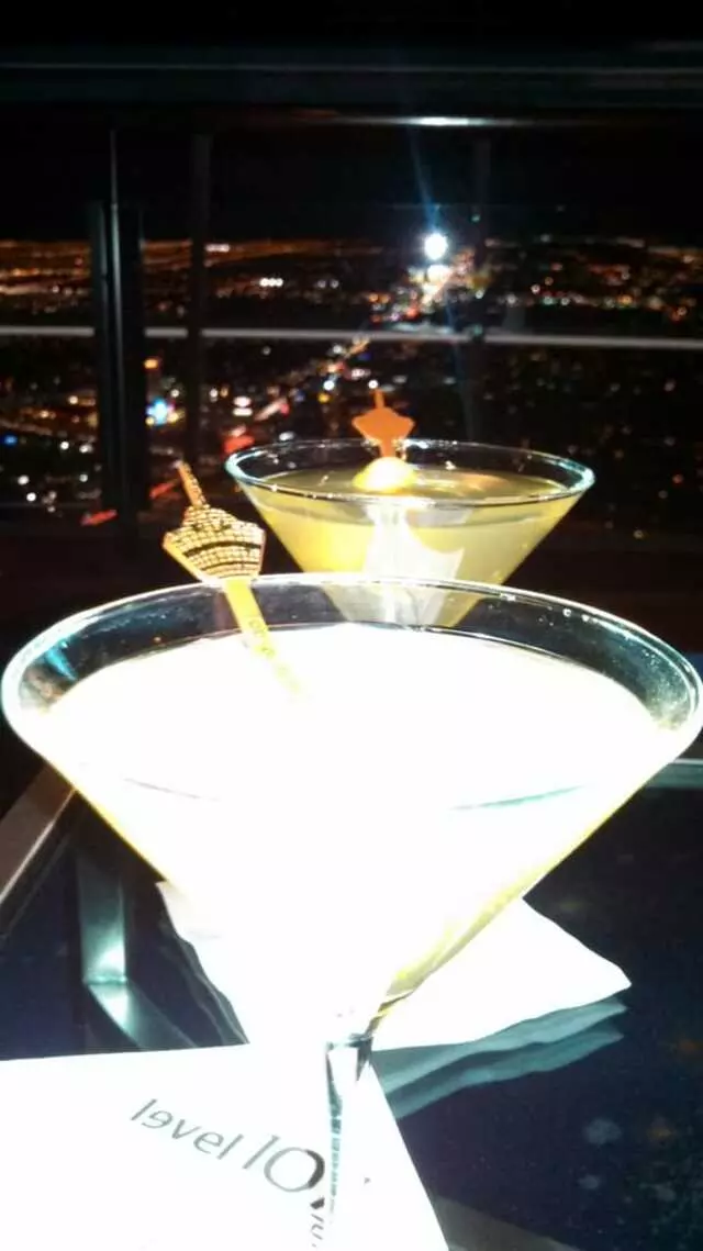 107 SkyLounge