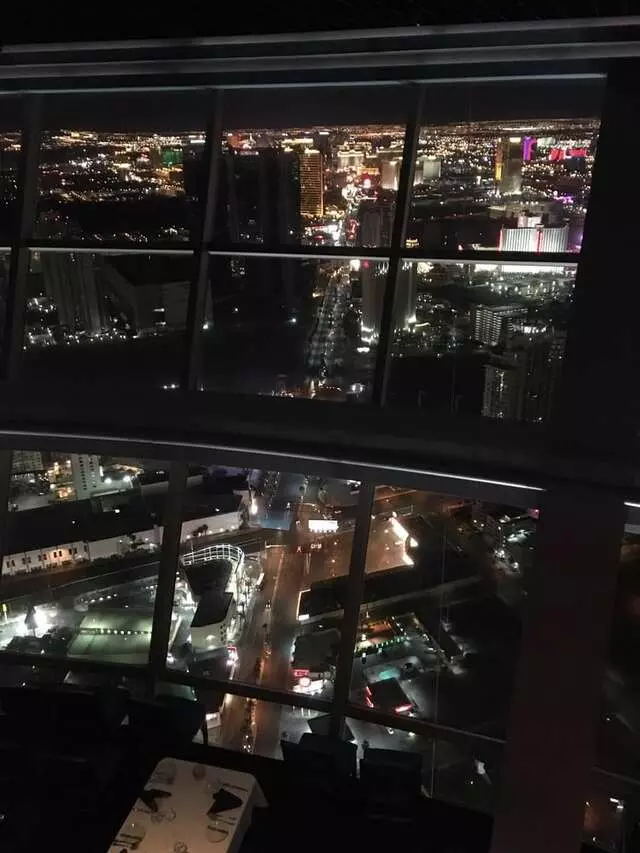 107 SkyLounge