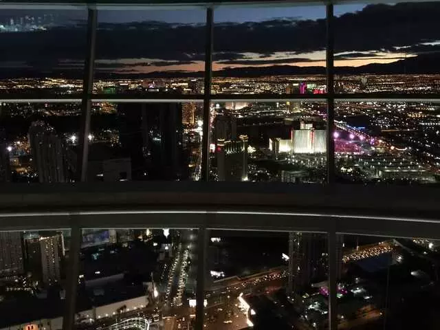 107 SkyLounge