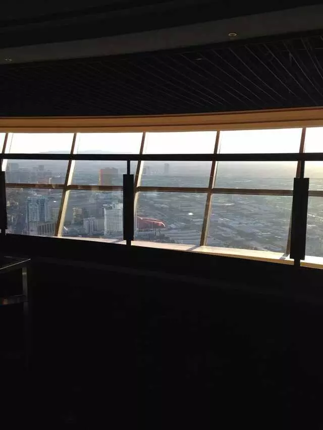 107 SkyLounge