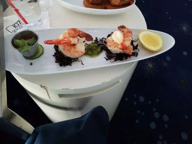 107 SkyLounge