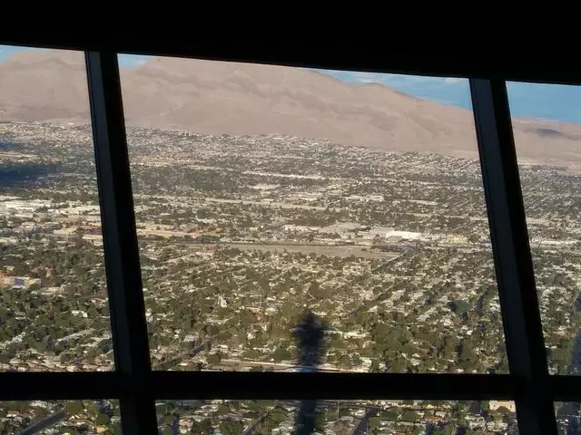 107 SkyLounge