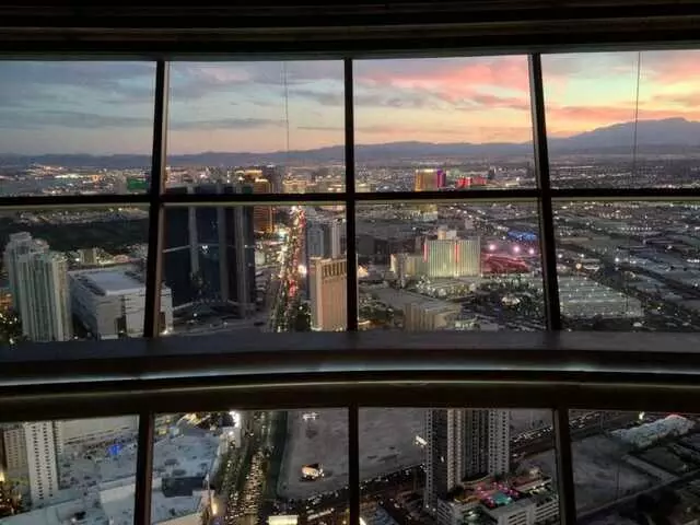 107 SkyLounge