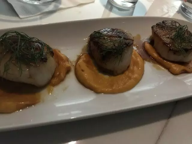 107 SkyLounge