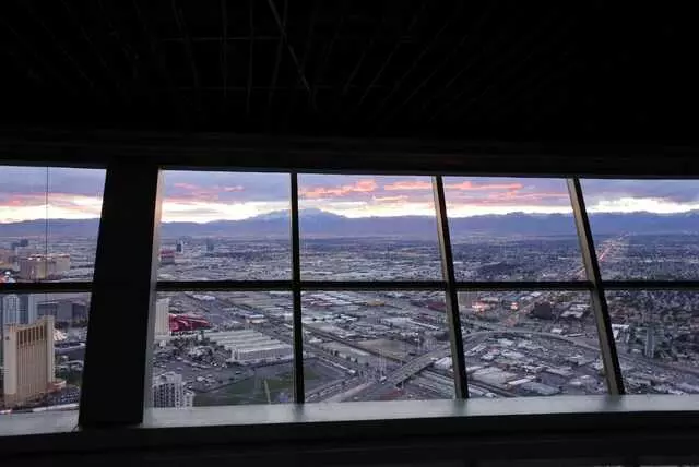 107 SkyLounge