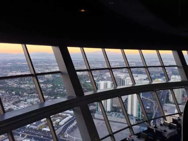 107 SkyLounge