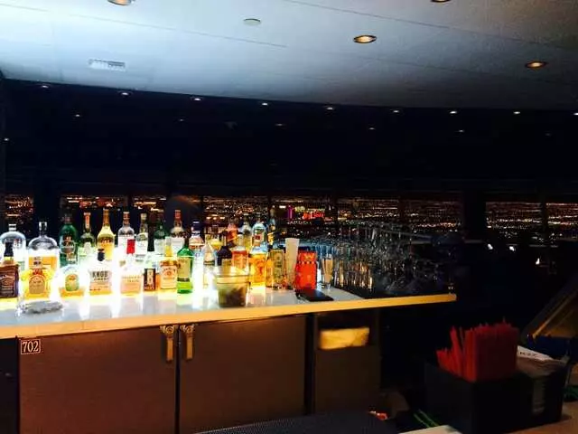 107 SkyLounge
