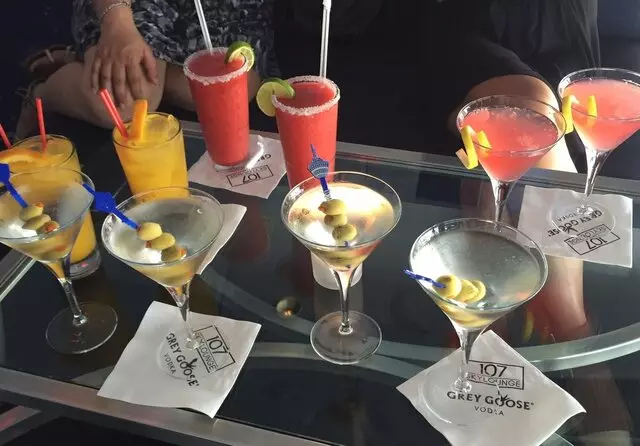 107 SkyLounge