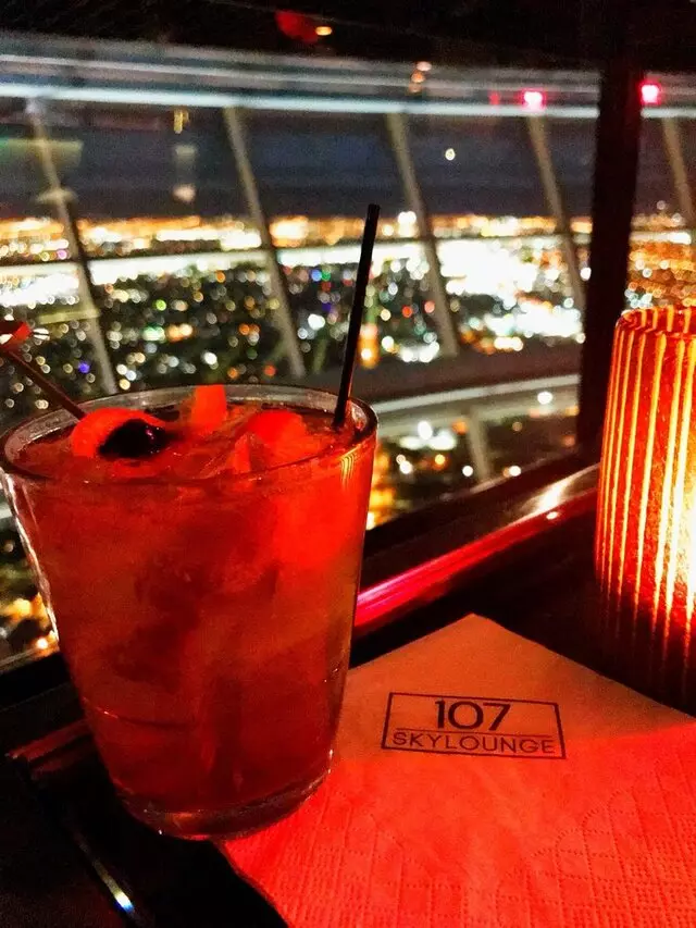 107 SkyLounge