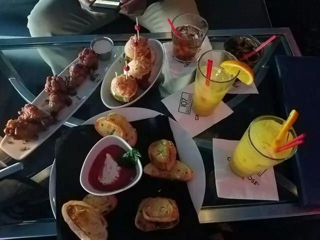 107 SkyLounge