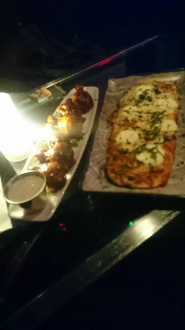 107 SkyLounge