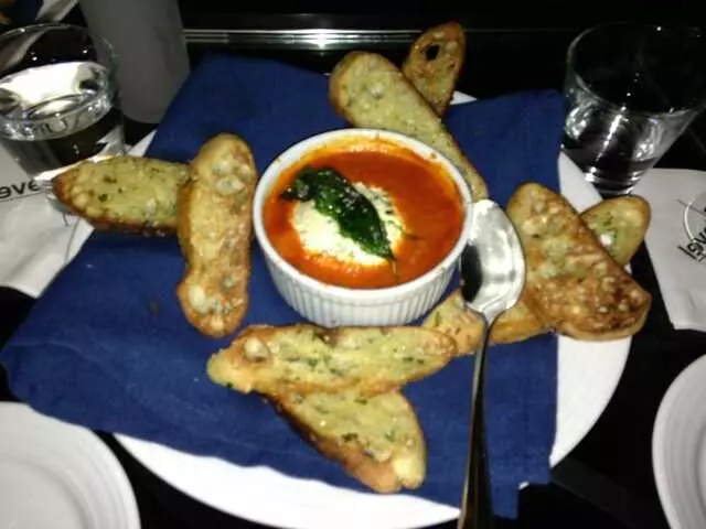 107 SkyLounge