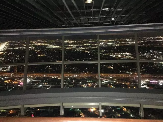 107 SkyLounge