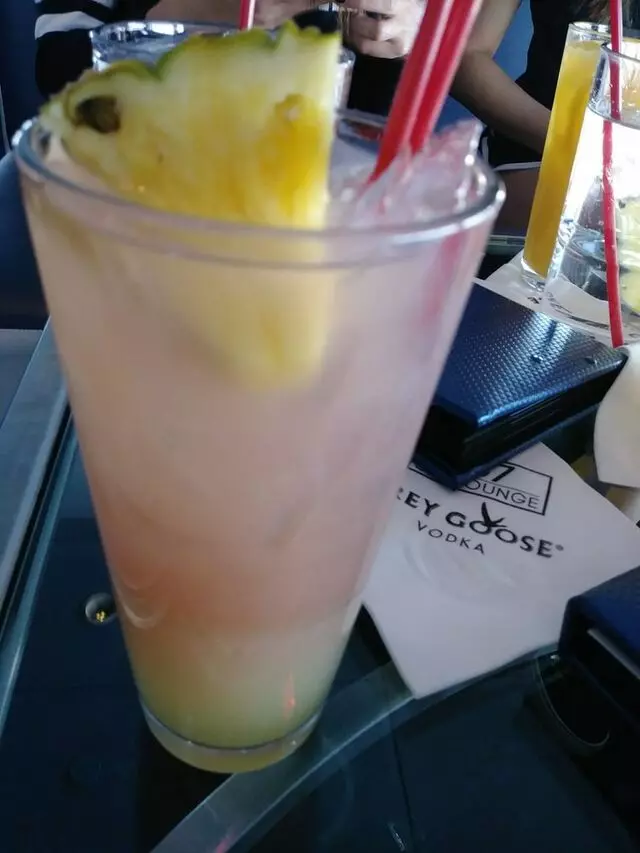 107 SkyLounge