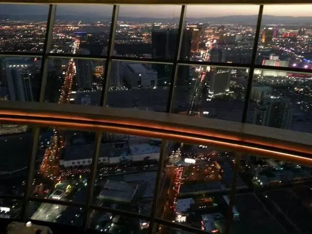 107 SkyLounge