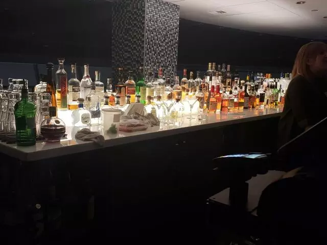 107 SkyLounge