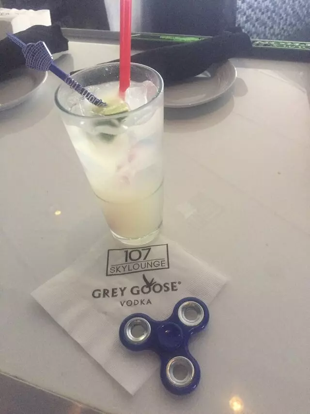 107 SkyLounge