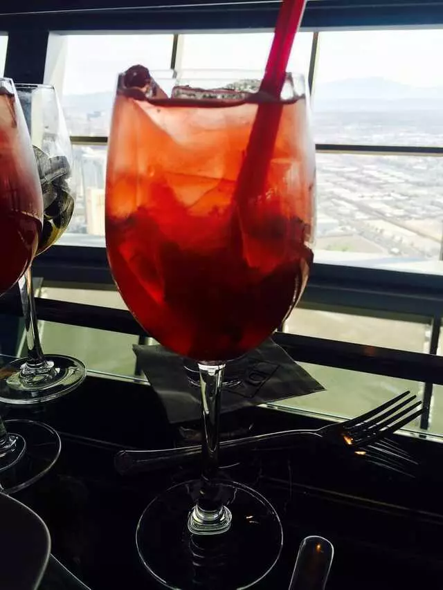 107 SkyLounge