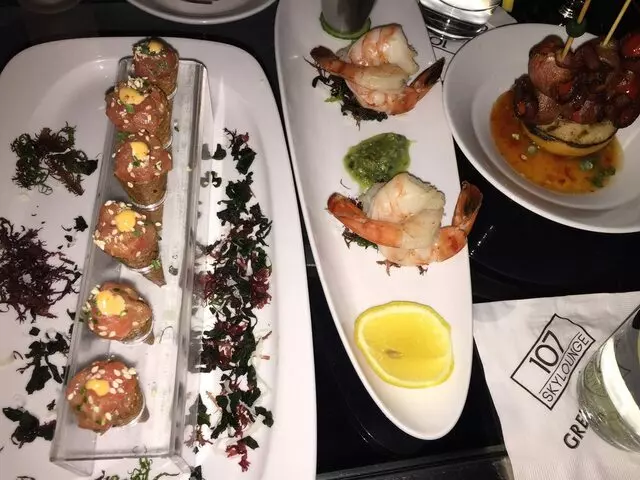 107 SkyLounge