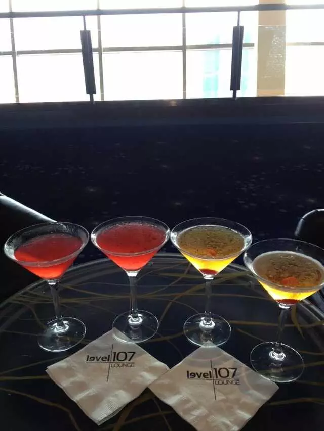 107 SkyLounge