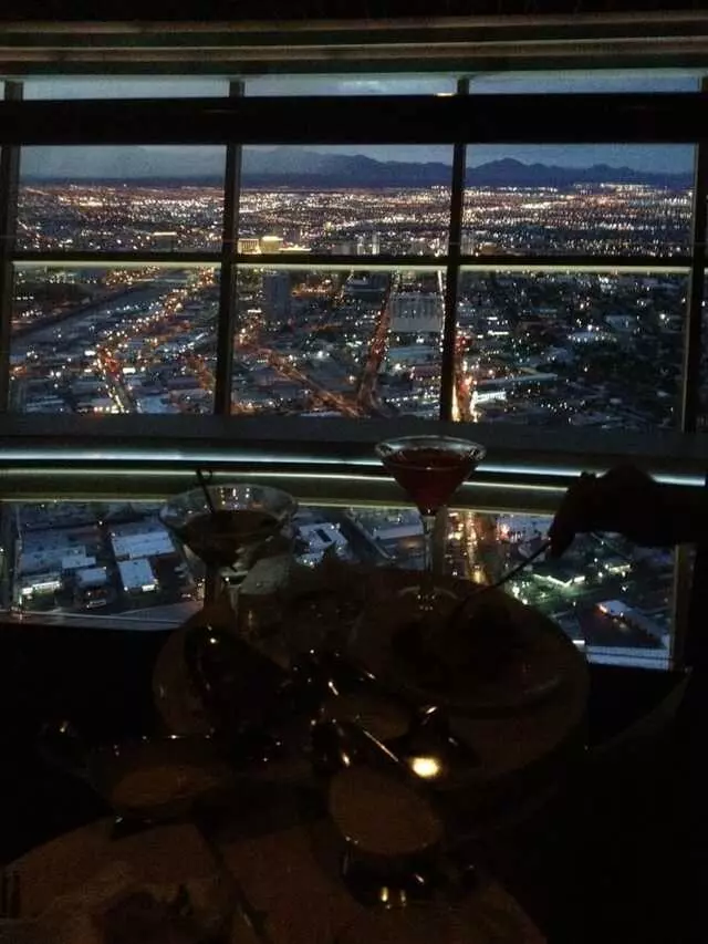 107 SkyLounge