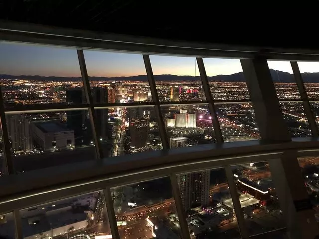 107 SkyLounge