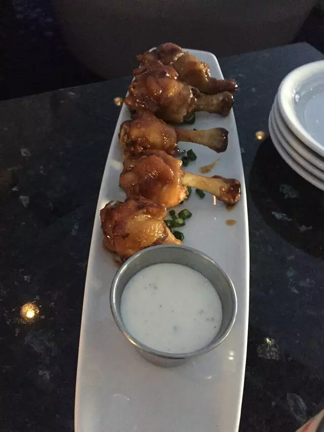 107 SkyLounge