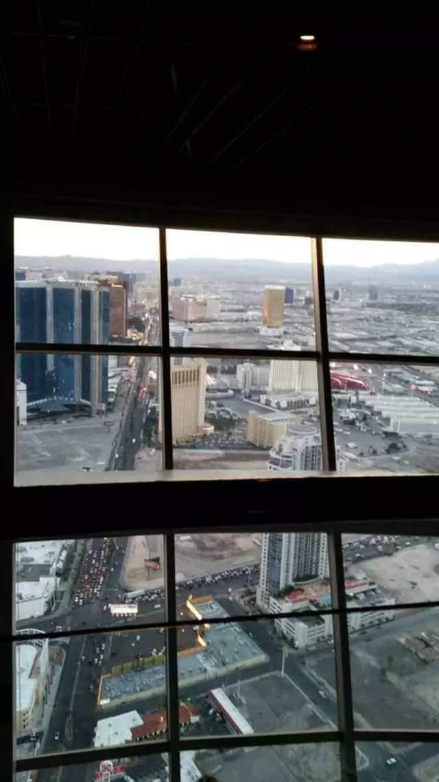 107 SkyLounge