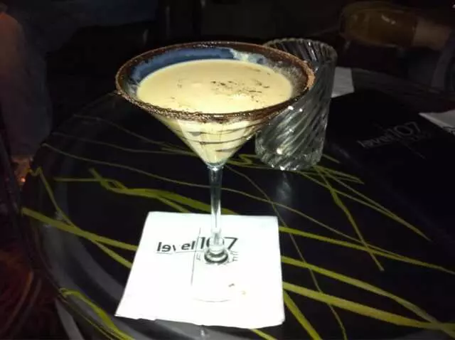 107 SkyLounge