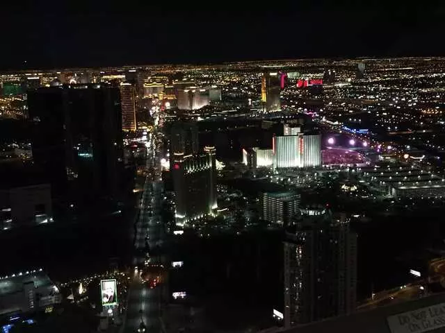 107 SkyLounge