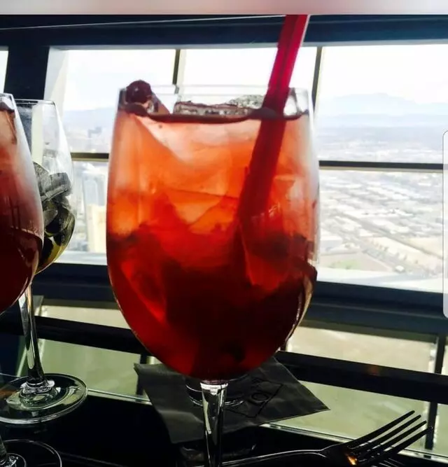 107 SkyLounge