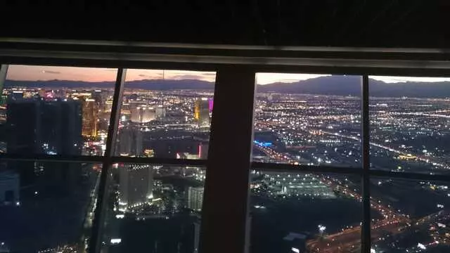 107 SkyLounge