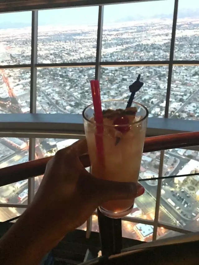 107 SkyLounge