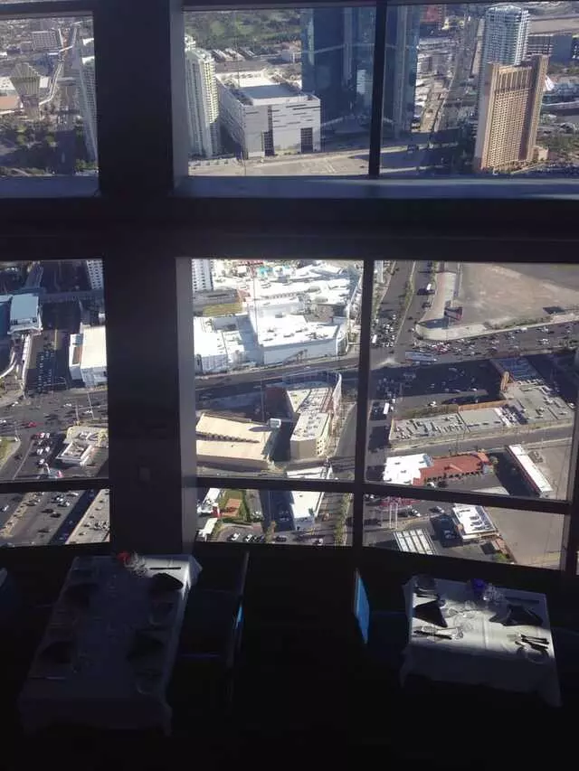 107 SkyLounge