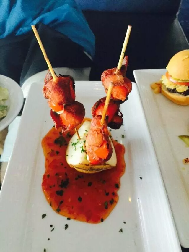 107 SkyLounge