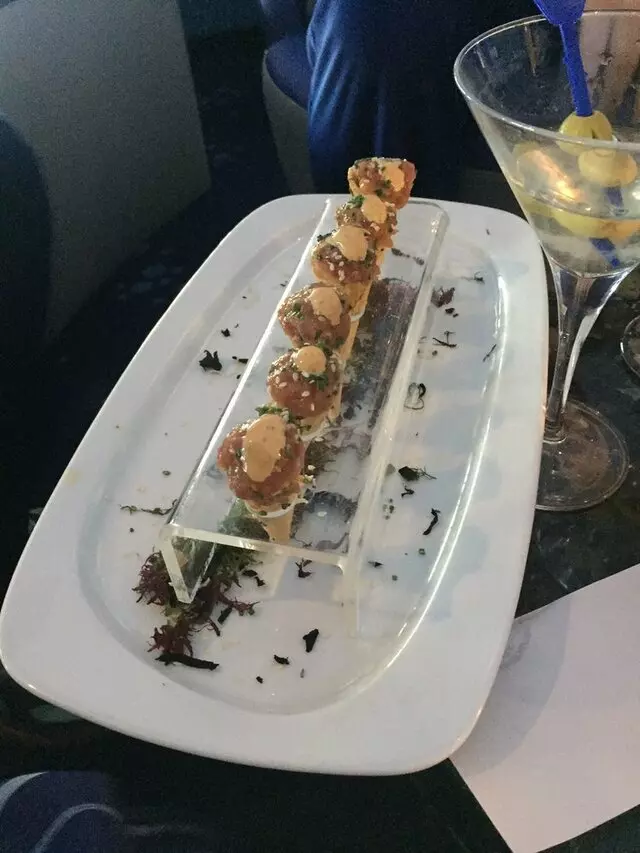 107 SkyLounge